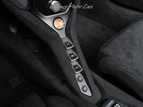 Used 2025 McLaren 750S Spider RWD image 17