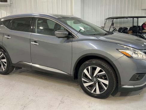 Used 2018 Nissan Murano Platinum image 3