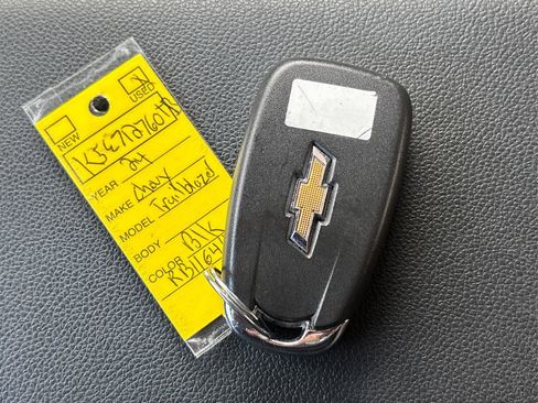 Used 2024 Chevrolet TrailBlazer RS image 35