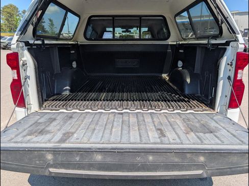 Used 2020 Chevrolet Silverado 1500 LT image 20