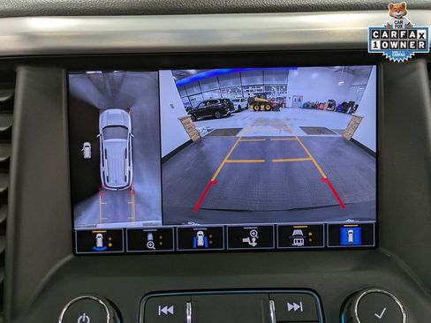 Used 2021 GMC Acadia SLT w/ Premium Package image 13