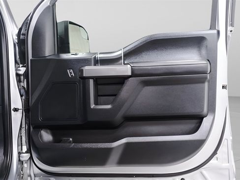 Used 2020 Ford F150 XLT w/ Equipment Group 302A Luxury image 34