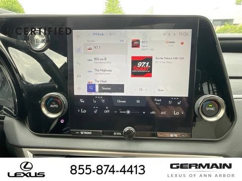 Used 2023 Lexus RX 350 Premium w/ Accessory Package AWD/4WD image 18