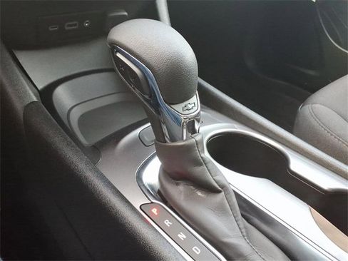 Used 2023 Chevrolet Malibu LS image 12