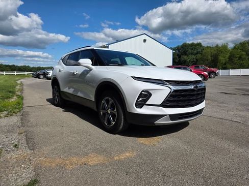 Used 2023 Chevrolet Blazer LT w/ Convenience Package AWD/4WD image 6