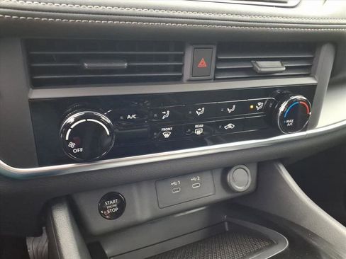 New 2026 Nissan Rogue S image 12