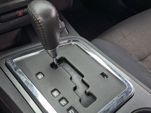Used 2014 Dodge Challenger SXT RWD image 28