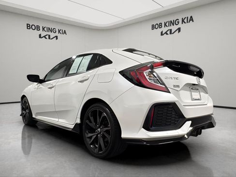 Used 2018 Honda Civic Sport image 3