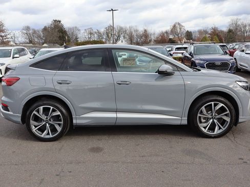 Used 2023 Audi Q4 e-tron Premium Plus w/ Premium Plus image 4