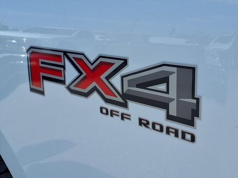 Used 2023 Ford F250 XLT w/ FX4 Off-Road Package image 29