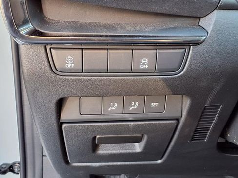 Used 2023 MAZDA MAZDA3 s image 14