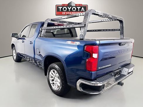 Used 2022 Chevrolet Silverado 1500 LT AWD/4WD image 5