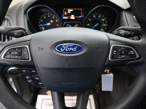 Used 2017 Ford Focus SE image 13