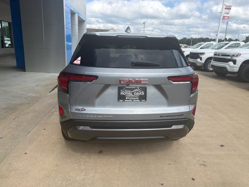 Used 2026 GMC Terrain Elevation AWD/4WD image 5