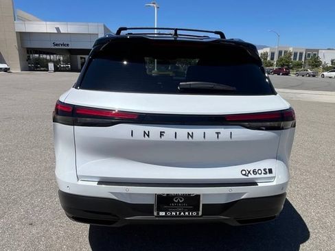 Certified 2026 INFINITI QX60 Sport w/ Dark Cargo Package AWD/4WD image 8