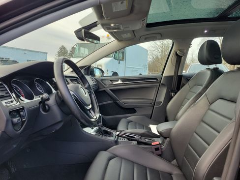 Used 2018 Volkswagen Golf SEL FWD image 15