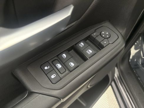 Used 2025 RAM 1500 Tradesman w/ Night Edition AWD/4WD image 22
