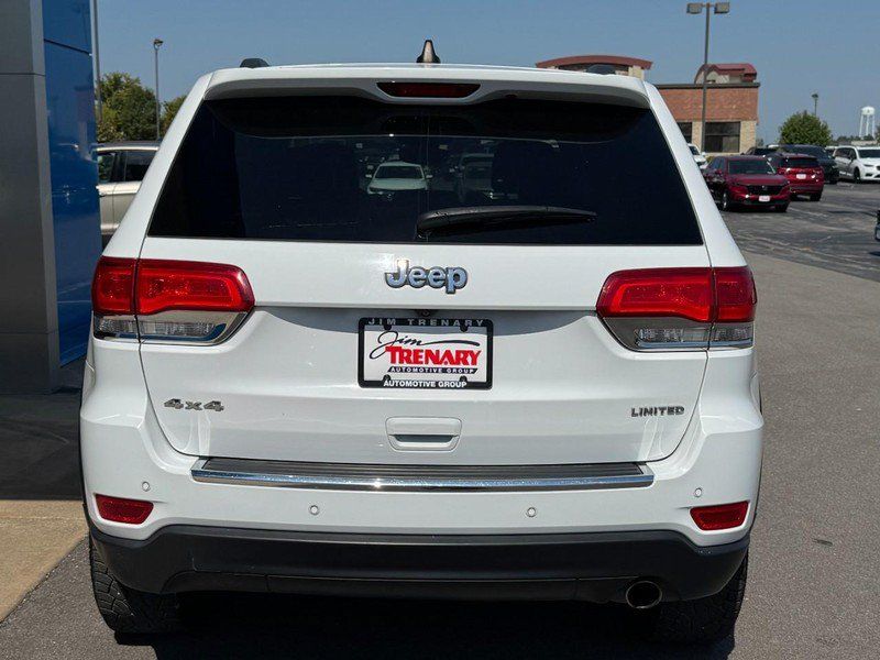 Used 2018 Jeep Grand Cherokee Limited AWD/4WD image 4