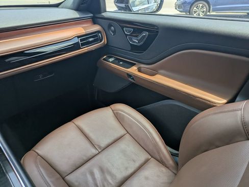 Certified 2023 Lincoln Aviator Reserve w/ Elements Package Plus AWD/4WD image 24