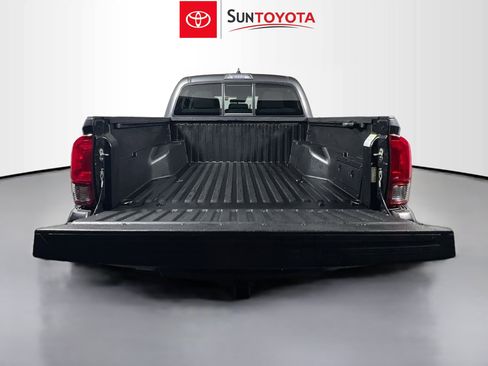 Used 2023 Toyota Tacoma SR w/ SR Convenience Package image 33