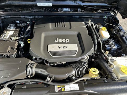 Used 2016 Jeep Wrangler Unlimited Sport w/ Quick Order Package 24S image 21