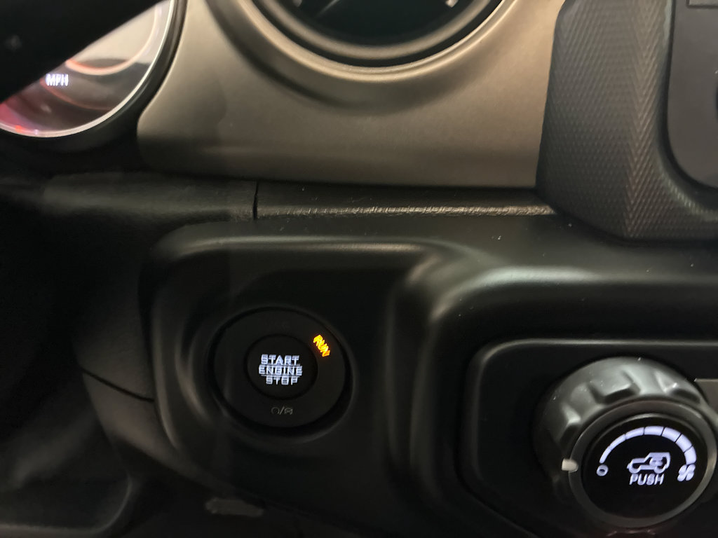 Used 2019 Jeep Wrangler Sport AWD/4WD image 17