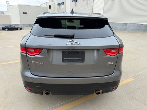 Used 2018 Jaguar F-PACE Premium AWD/4WD image 4