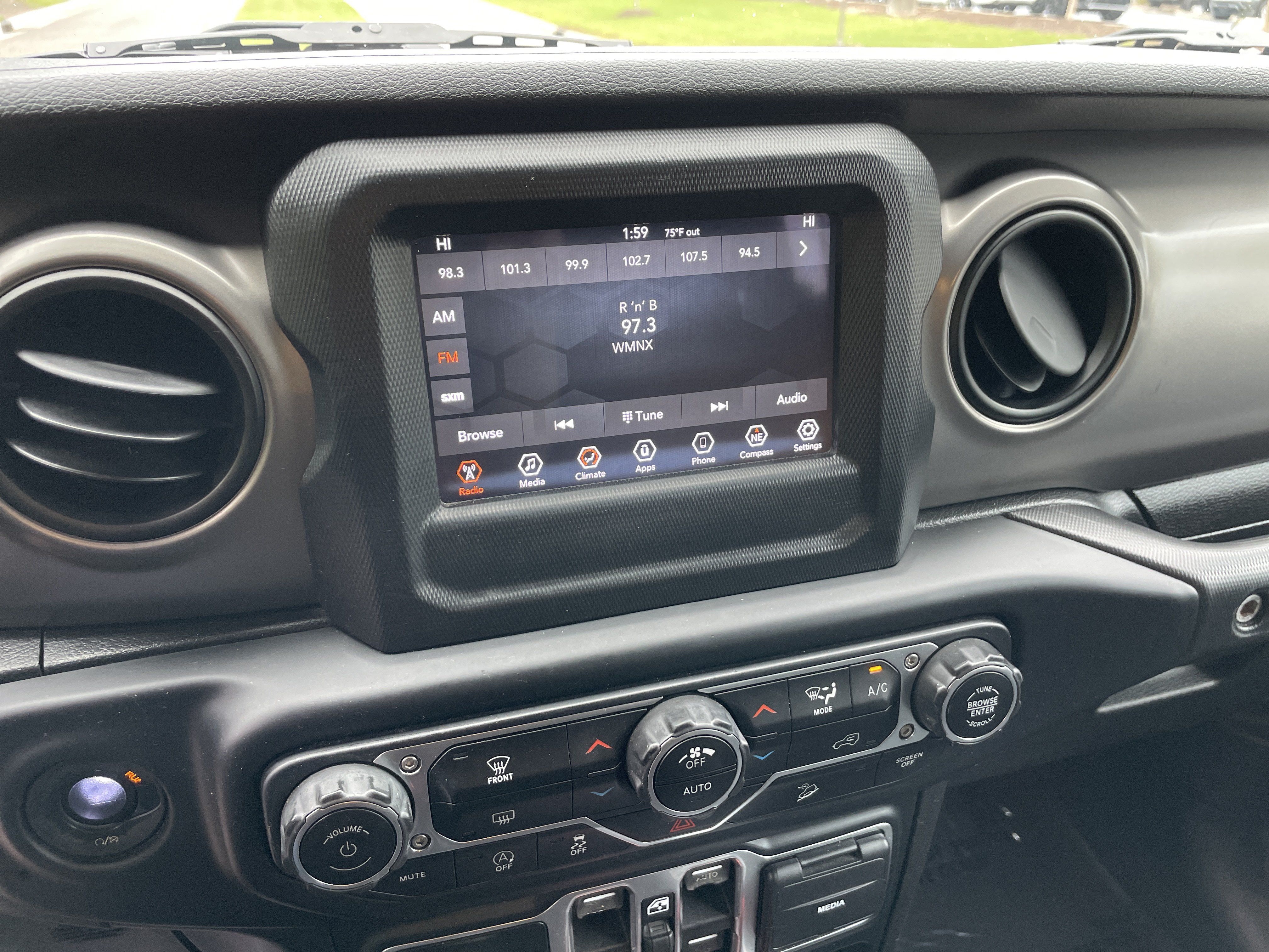 Used 2019 Jeep Wrangler Unlimited Sport S AWD/4WD image 22