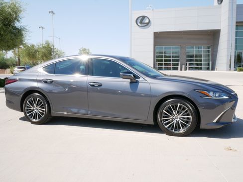Used 2023 Lexus ES 250 w/ Premium Package AWD/4WD image 15