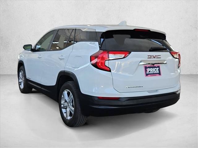 Used 2024 GMC Terrain SLE FWD image 8