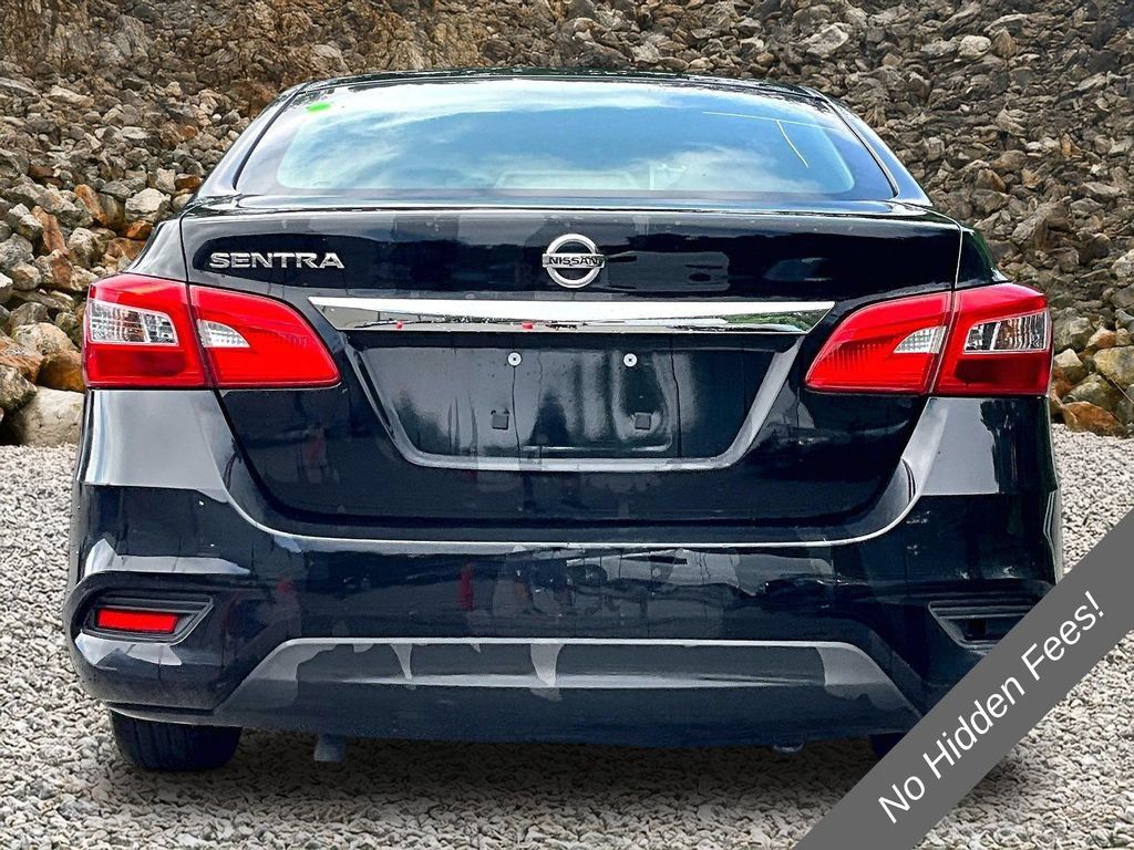 Used 2017 Nissan Sentra S FWD image 3