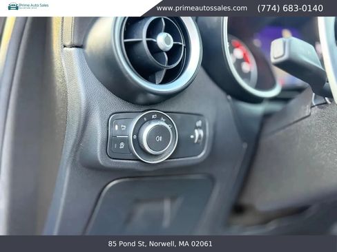 Used 2021 Alfa Romeo Stelvio Ti Sport AWD/4WD image 11