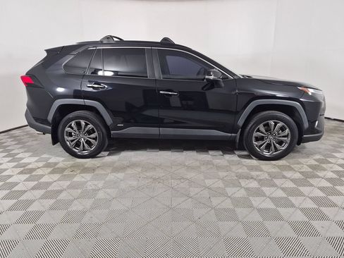Used 2022 Toyota RAV4 Limited AWD/4WD image 2
