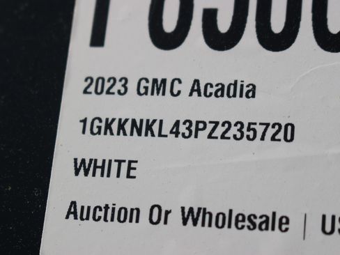 Used 2023 GMC Acadia SLE w/ Driver Convenience Package FWD image 44