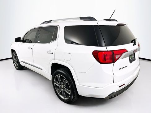 Used 2019 GMC Acadia Denali image 5