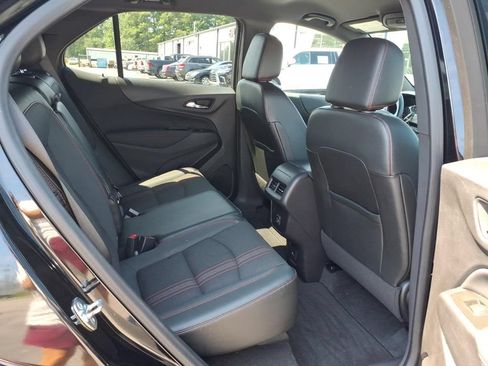 Used 2024 Chevrolet Equinox RS FWD image 12