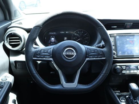 Used 2023 Nissan Kicks SR w/ SR Premium Package image 15