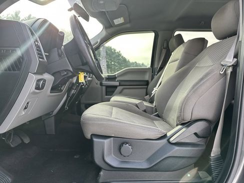 Used 2018 Ford F150 XLT image 13