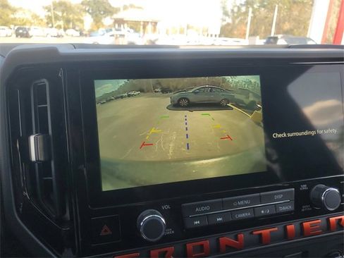 Certified 2025 Nissan Frontier PRO-4X w/ Interior Protection Package image 20