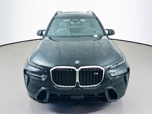 Used 2026 BMW X7 M60i AWD/4WD image 2