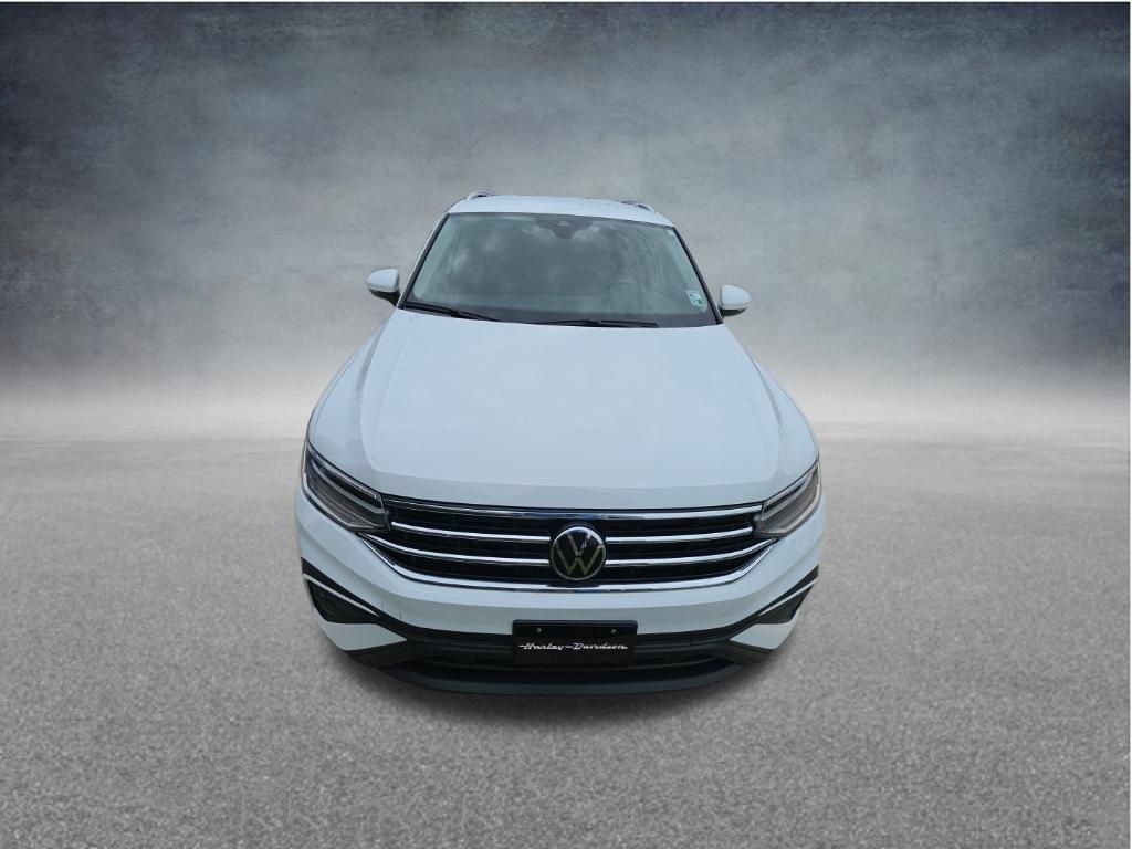 Used 2022 Volkswagen Tiguan SE FWD image 9