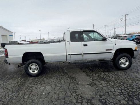 Used 2000 Dodge Ram 2500 Truck Truck Pickup Truck image 9