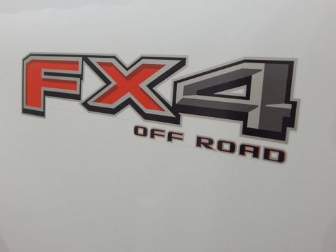 Used 2024 Ford F250 XLT w/ FX4 Off-Road Package AWD/4WD image 7
