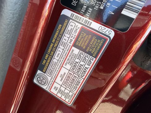Certified 2025 Kia Sorento S w/ Panoramic Sunroof Package FWD image 32