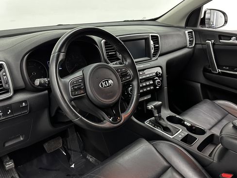 Used 2018 Kia Sportage EX image 8