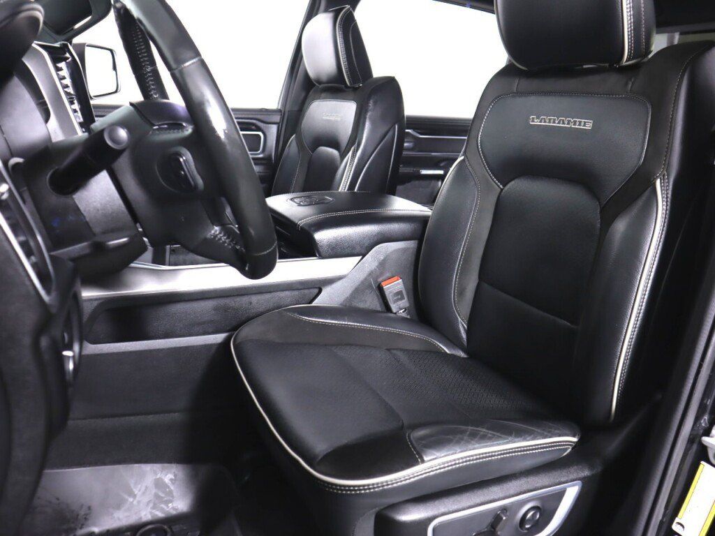 Used 2021 RAM 1500 Laramie AWD/4WD image 30