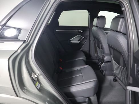 New 2025 Audi Q3 2.0T Premium image 23
