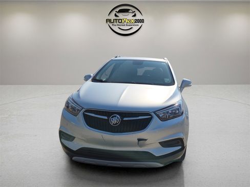 Used 2019 Buick Encore Preferred image 2