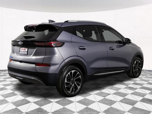 Used 2023 Chevrolet Bolt EUV Premier w/ Sun & Sound Package image 16