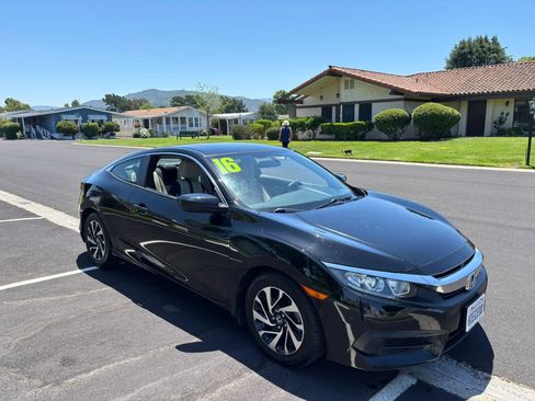 Used 2016 Honda Civic LX image 6
